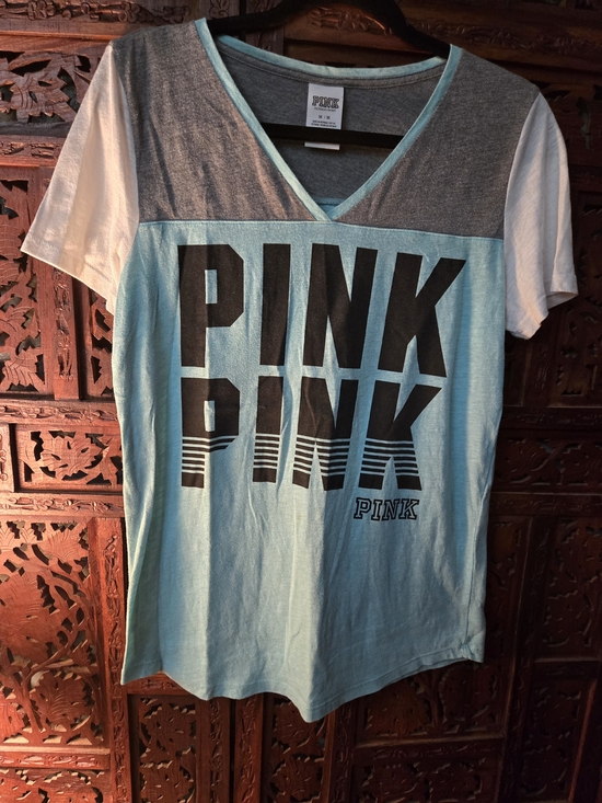 PINK Victoria's Secret Tops - PINK Victoria's Secret Colorblock V-Neck Tee in Light Blue, Gray & White